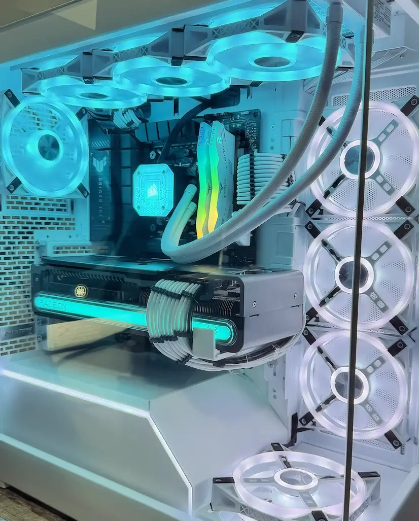 Montaje Gaming PC Phanteks Canillas Montaje Gaming PC Phanteks Canillas